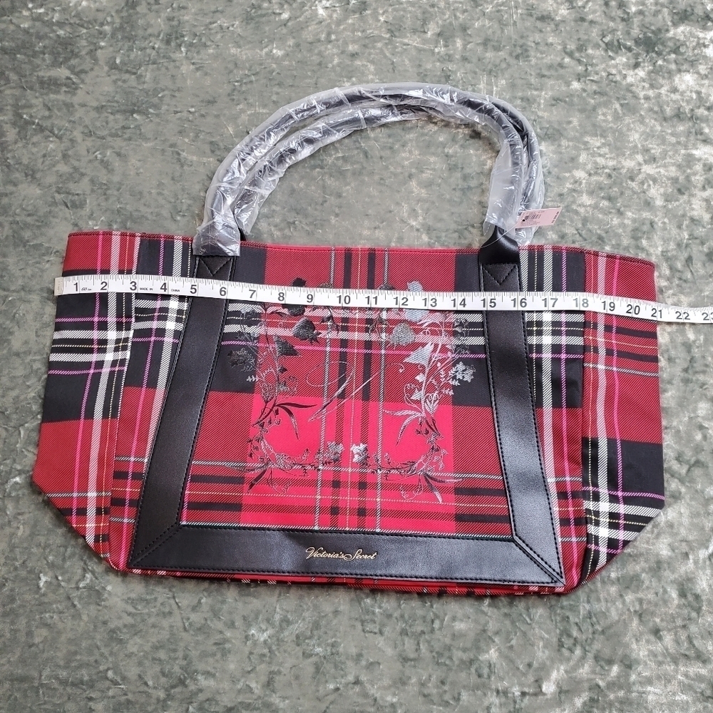 Victoria's‎ Secret Plaid Floral Tote - Picture 5 of 5